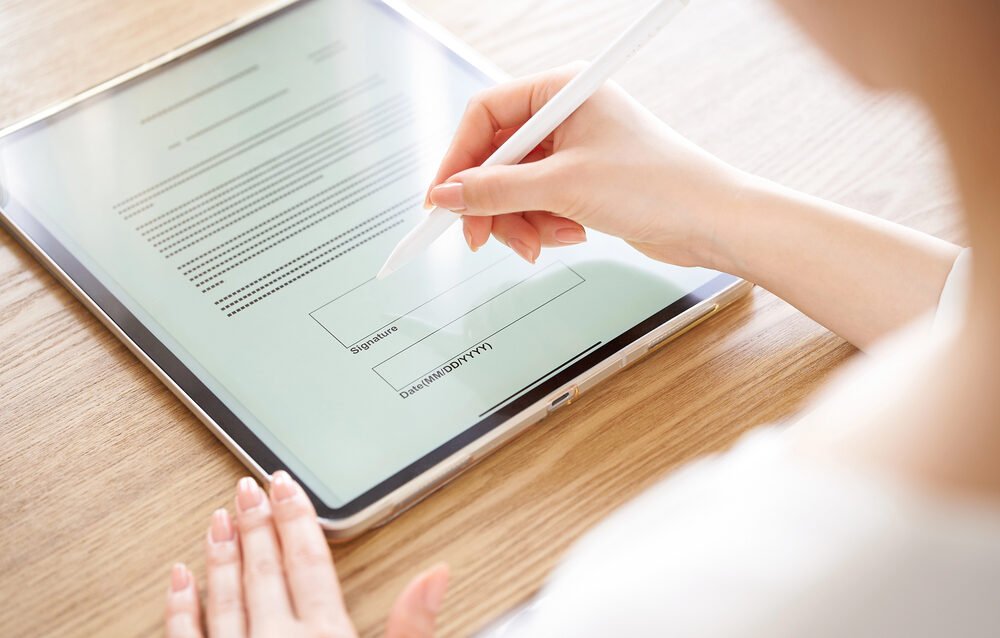 Depositphotos_659107308_S